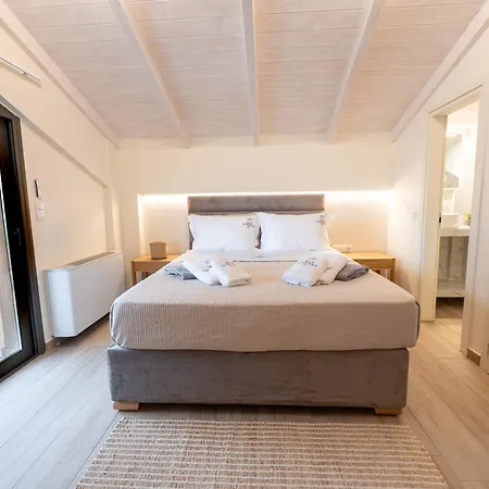 Episkopos Seaside * Nikiána