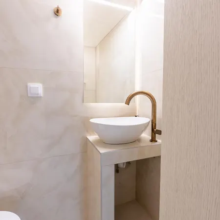 Episkopos Seaside * Nikiána